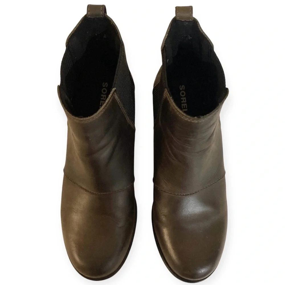 Sorel Joan Of Arctic Wedge II Chelsea Boots Booties Size 8.5 Dark Brown & Black